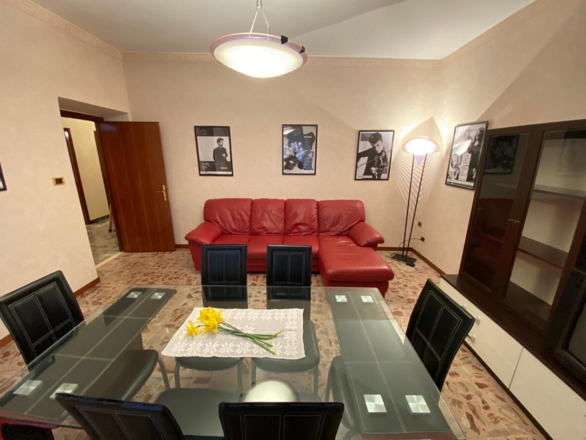 Residence Accordeon Castelfidardo Luaran gambar